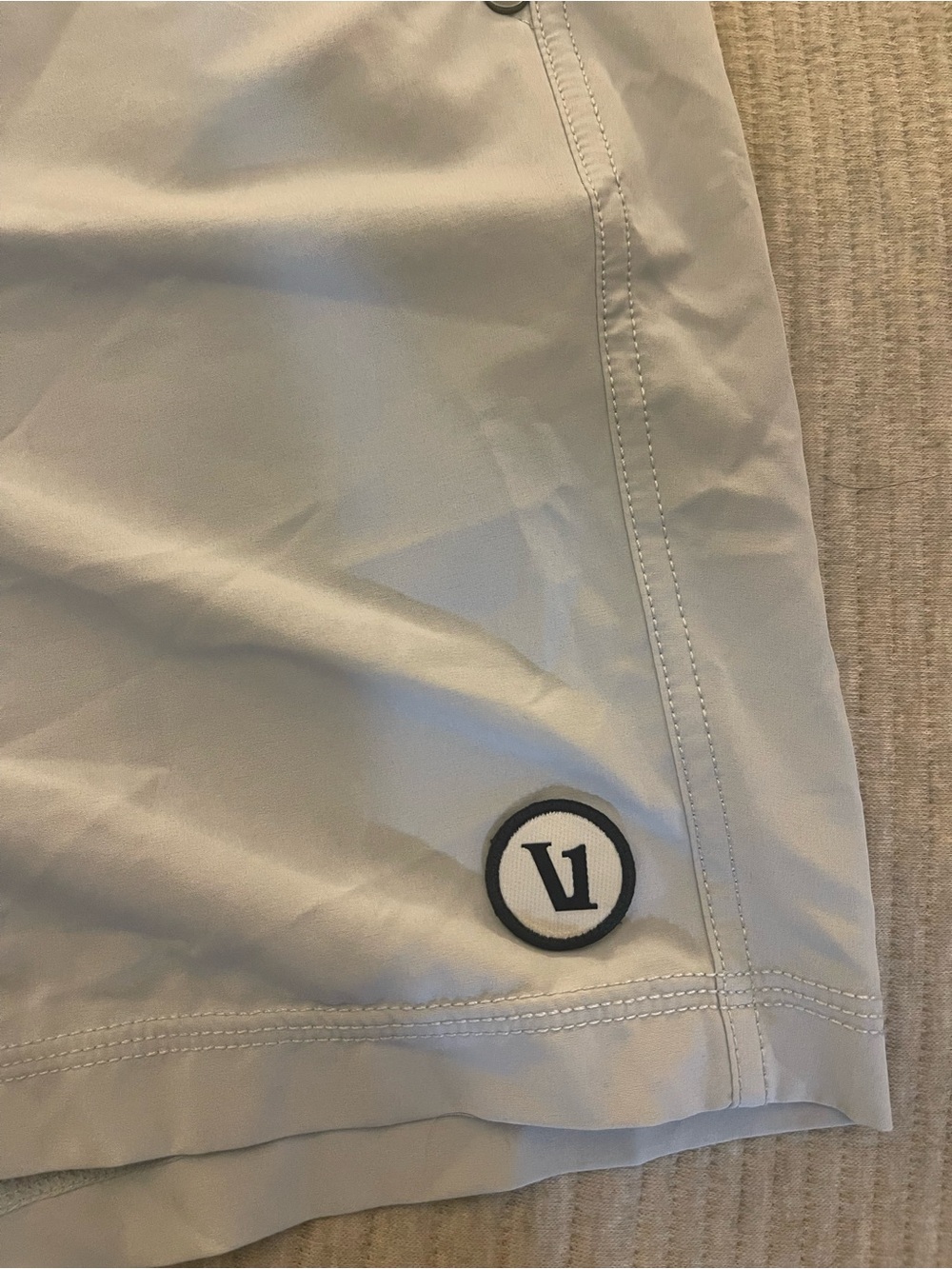 Vuori Kore Short 7.5” Lined Athletic Performance Shorts Gray Men’s Large - Picture 4 of 7